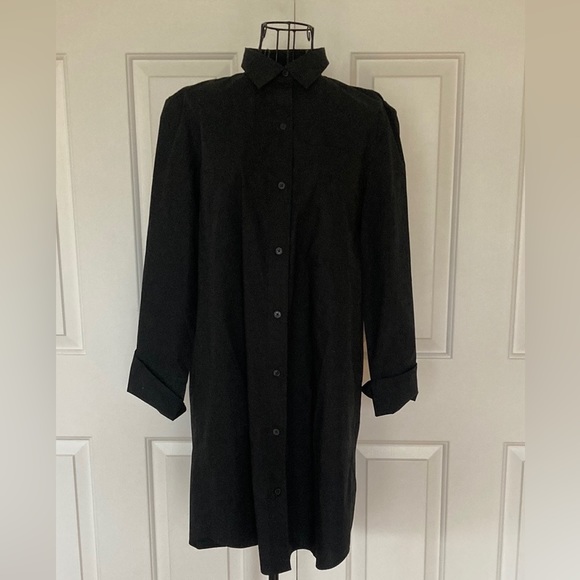 Club Monaco Dresses & Skirts - NWT Club Monaco Black Relaxed Shirt Dress Size S